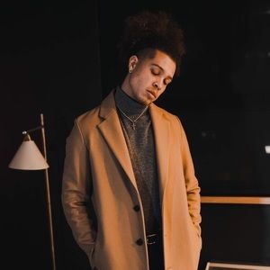 Meet your Posher, Anthony